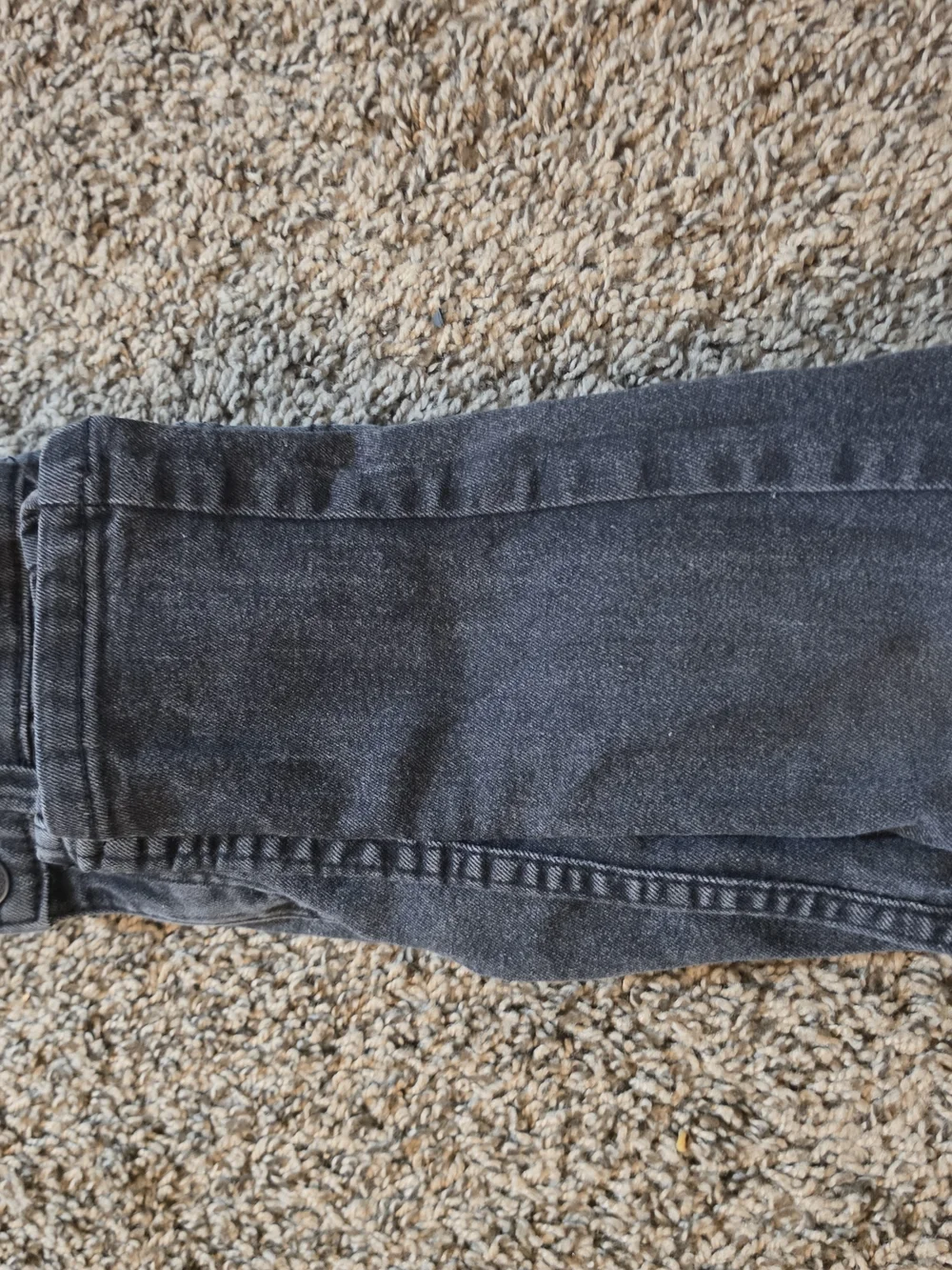 Levis durable black